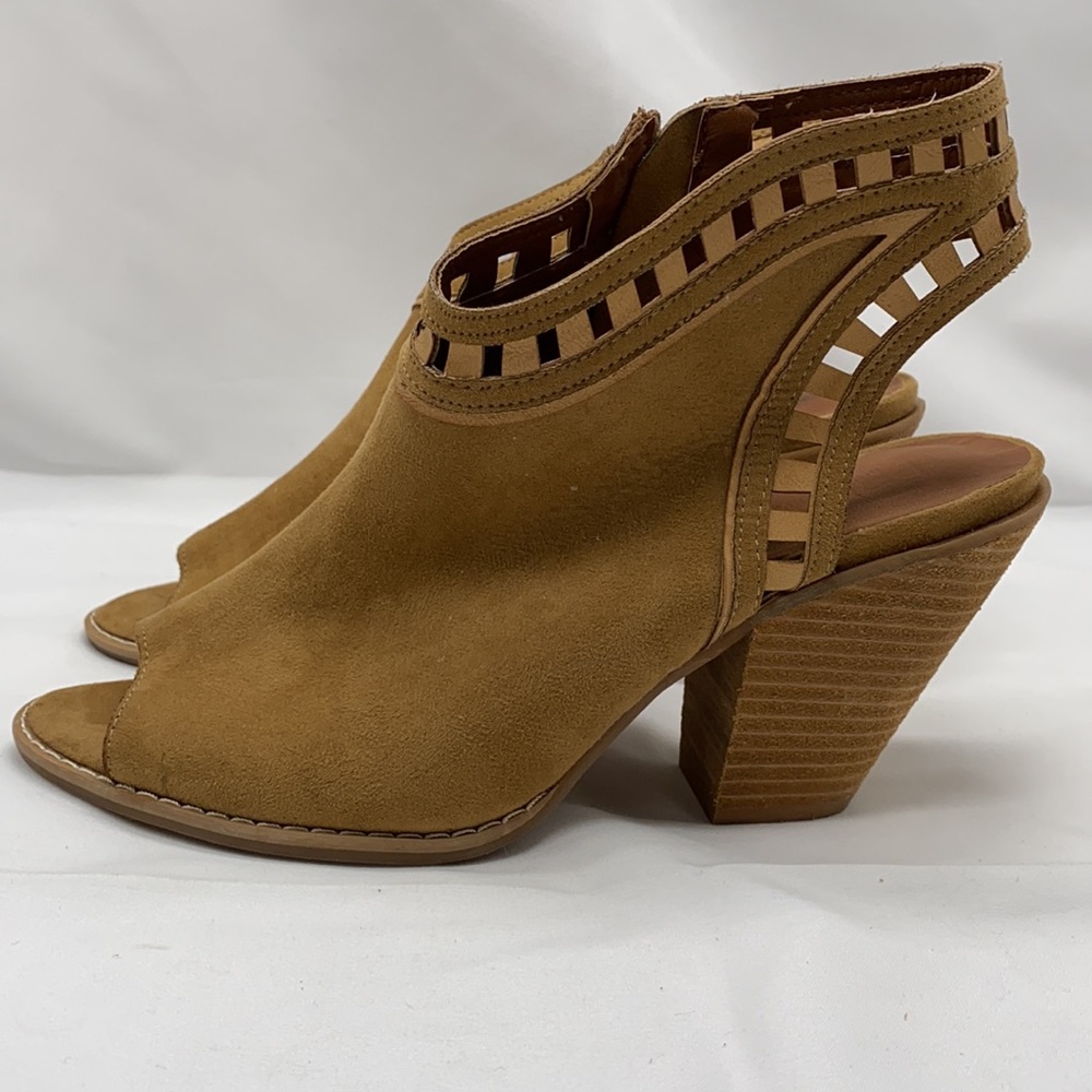 Dolce by Mojomoxy:open toe/heel, block heel bootie